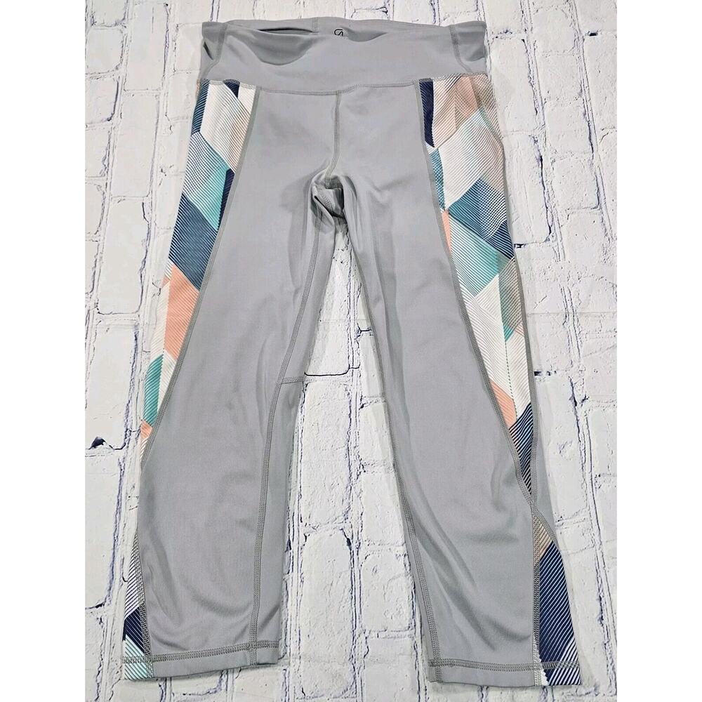 Gap Fit WOMENS SIZE M Leggings Yoga Pants Sculpt Compression Gray Stripes